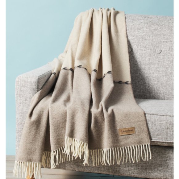 Eskimo MADE IN ITALY TWO-TONED LAMBSWOOL Throw Blanket - 55" x 71" (oversized) - Picture 1 of 2